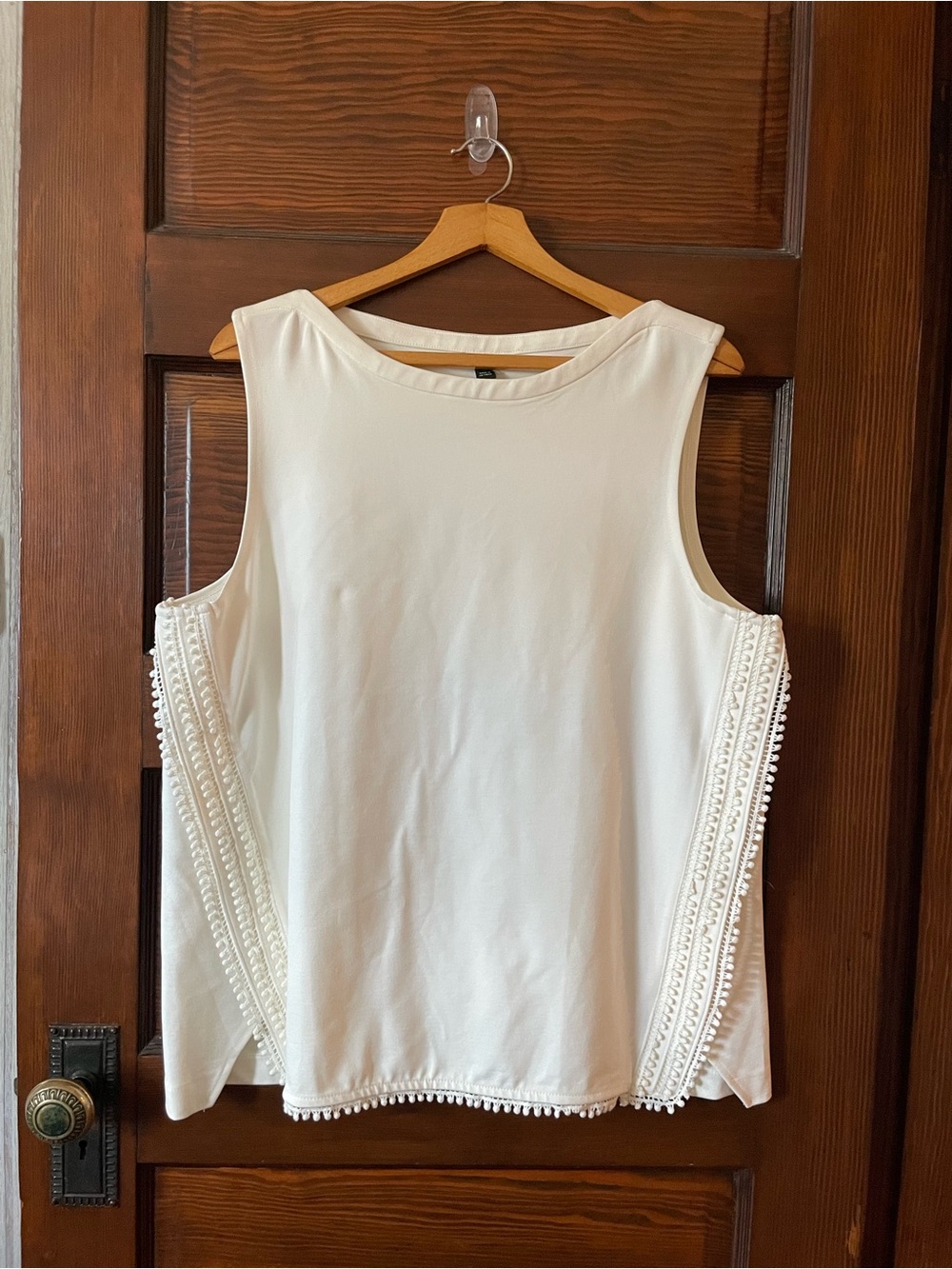 NWT Ann Taylor sleeveless top
